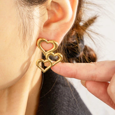Anti Tarnish Golden Heart Earring