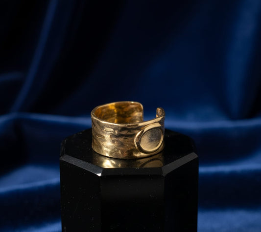 Bolt Dot Ring