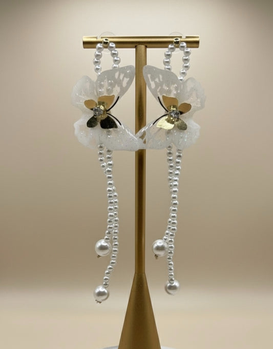 Butterfly Pearl Long Earring