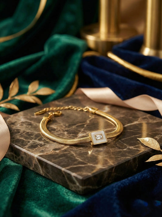 Golden Luxe Cube Bracelet