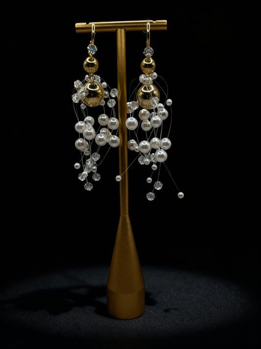 Pearl Cluster Long Earring