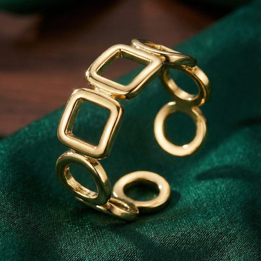 The Capsule Ring