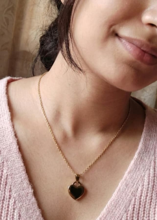 Amore Gold Heart Necklace