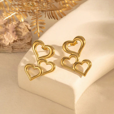 Anti Tarnish Golden Heart Earring