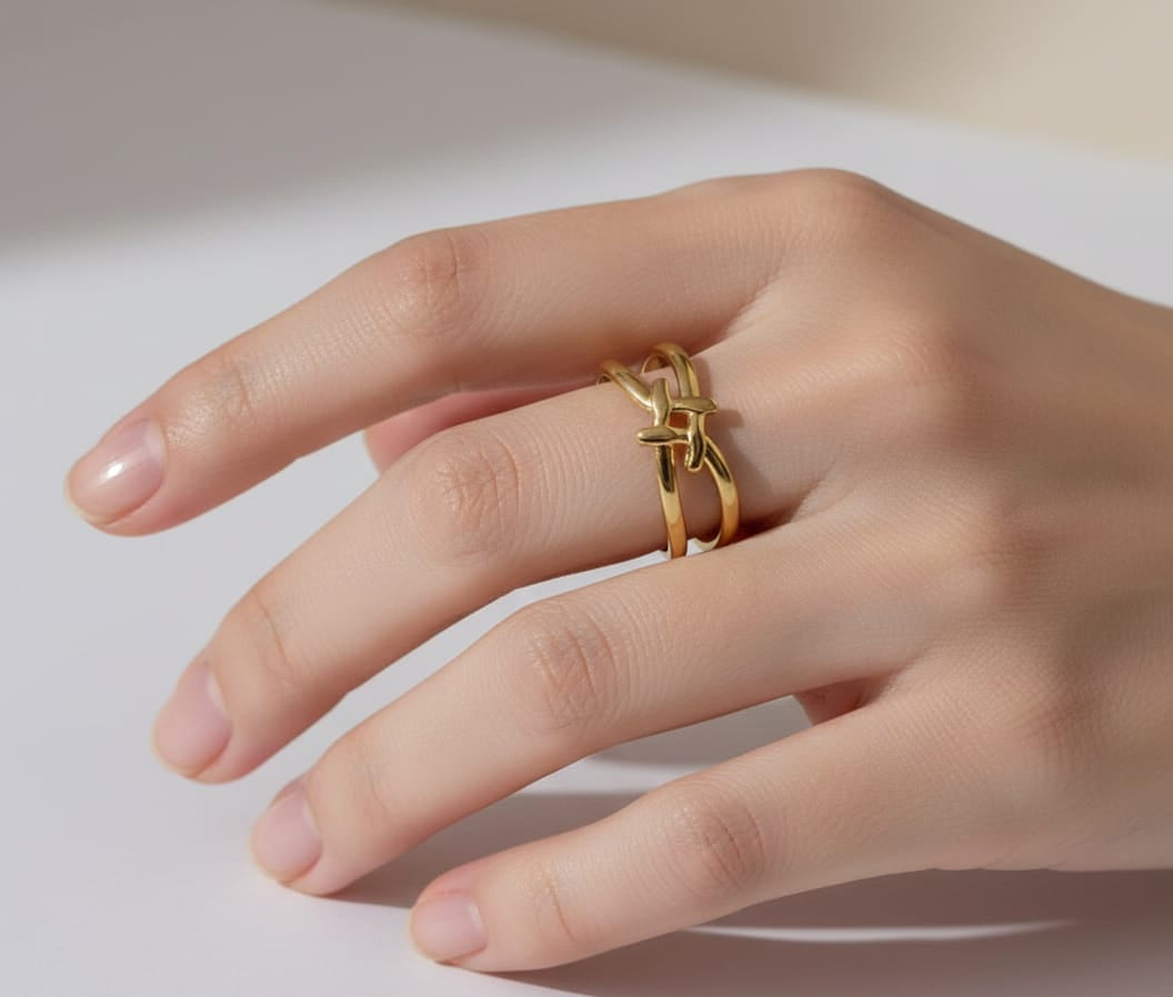 Cros Bow Ring