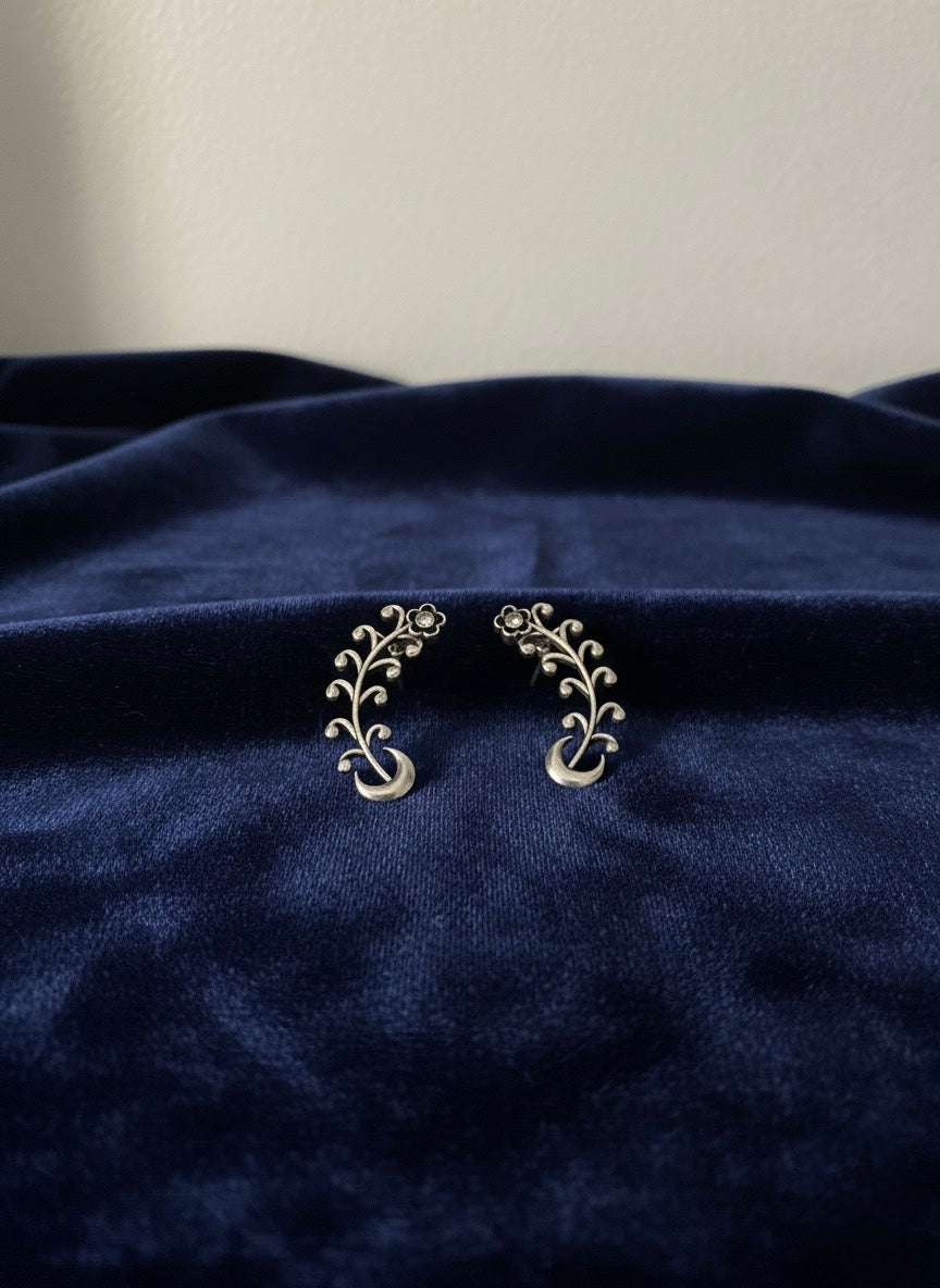 Ear cuff