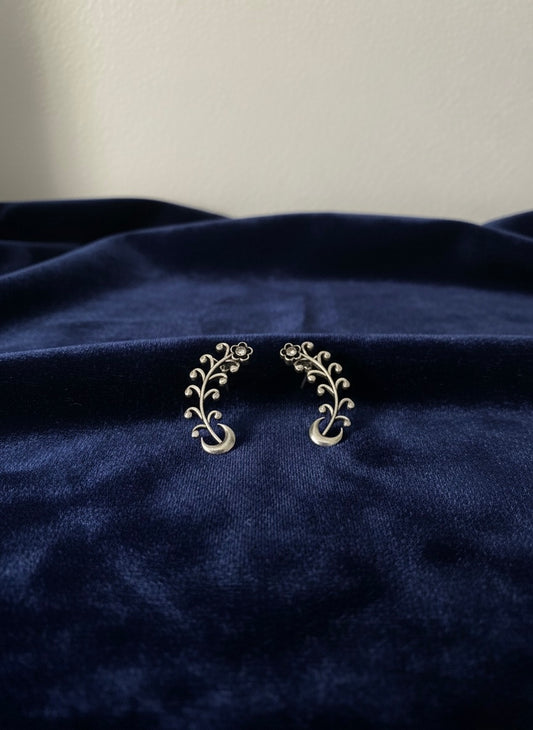 Ear cuff