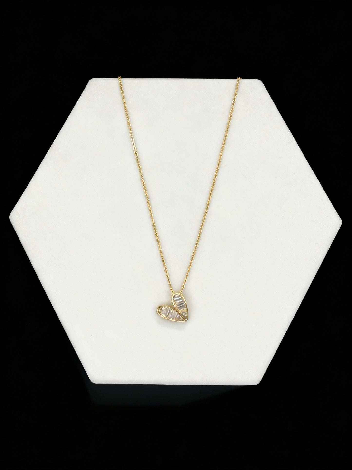 Elegance Heartleaf Necklace
