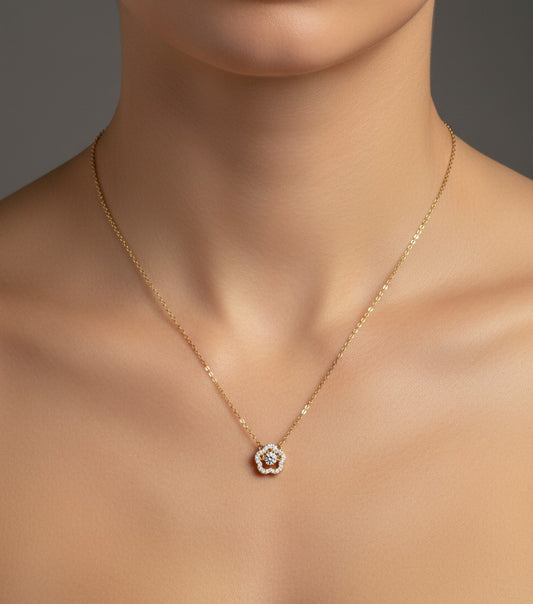 Gold Flower Pendant Necklace