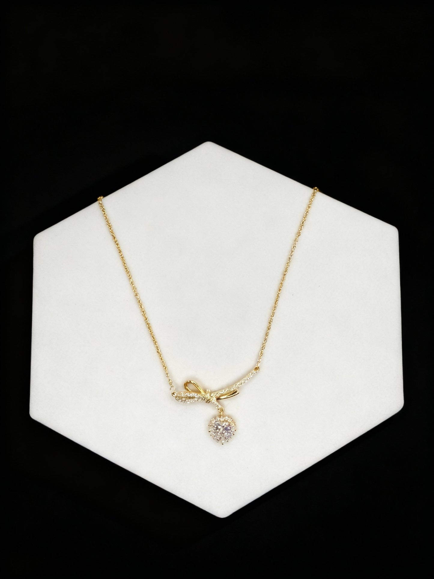 Gold Tone Bow Knot Pendant Necklace