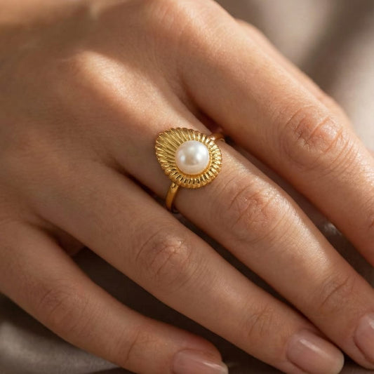 Lumina Pearl Ring