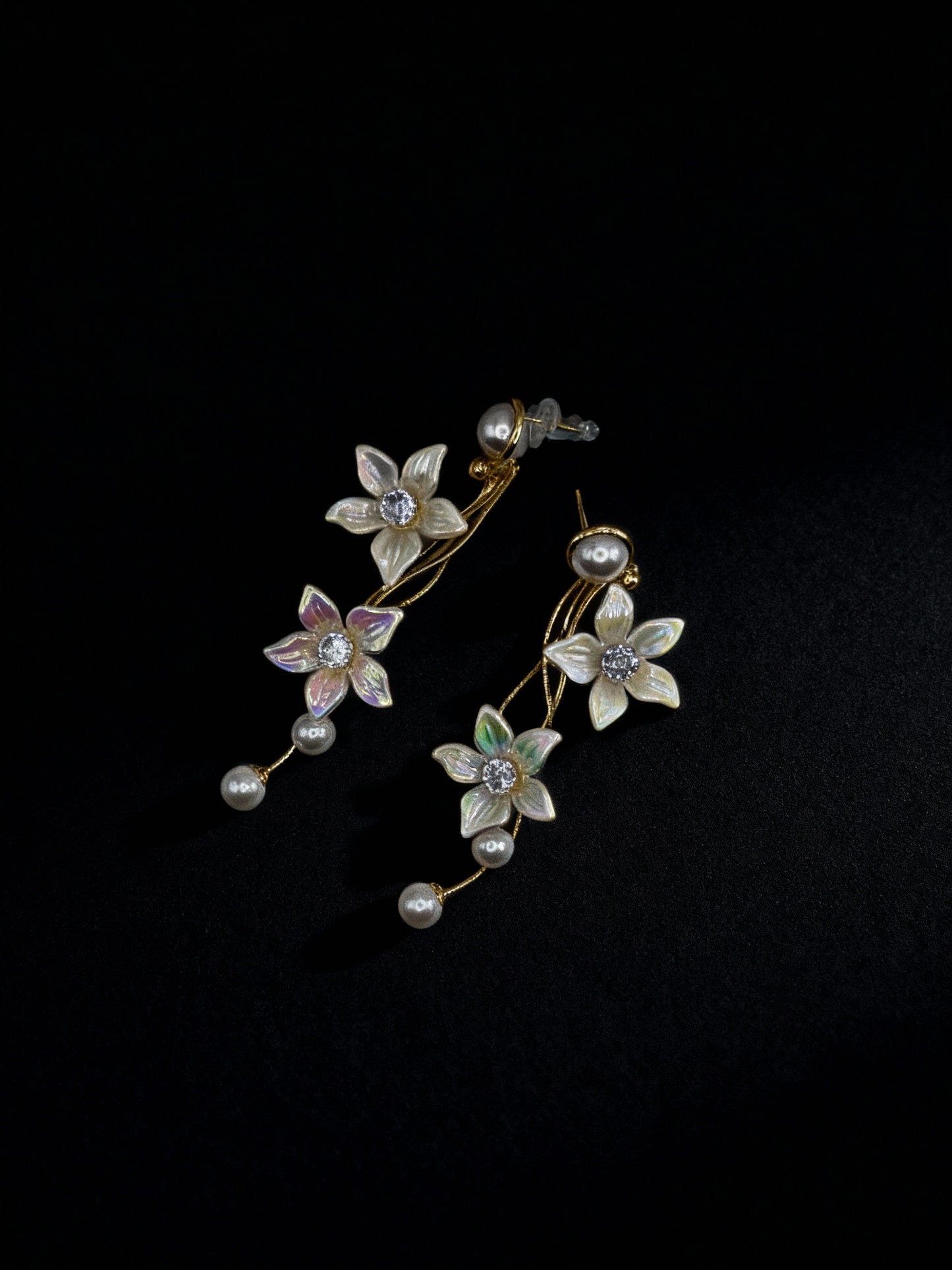 Mother Of Pearl Flower Long Earring