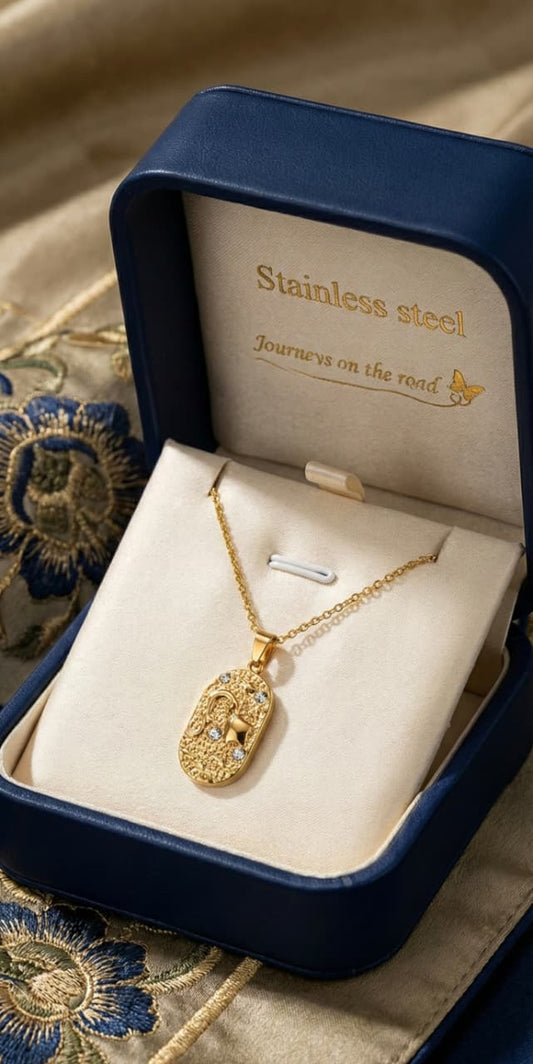 Oval Pendant Necklace
