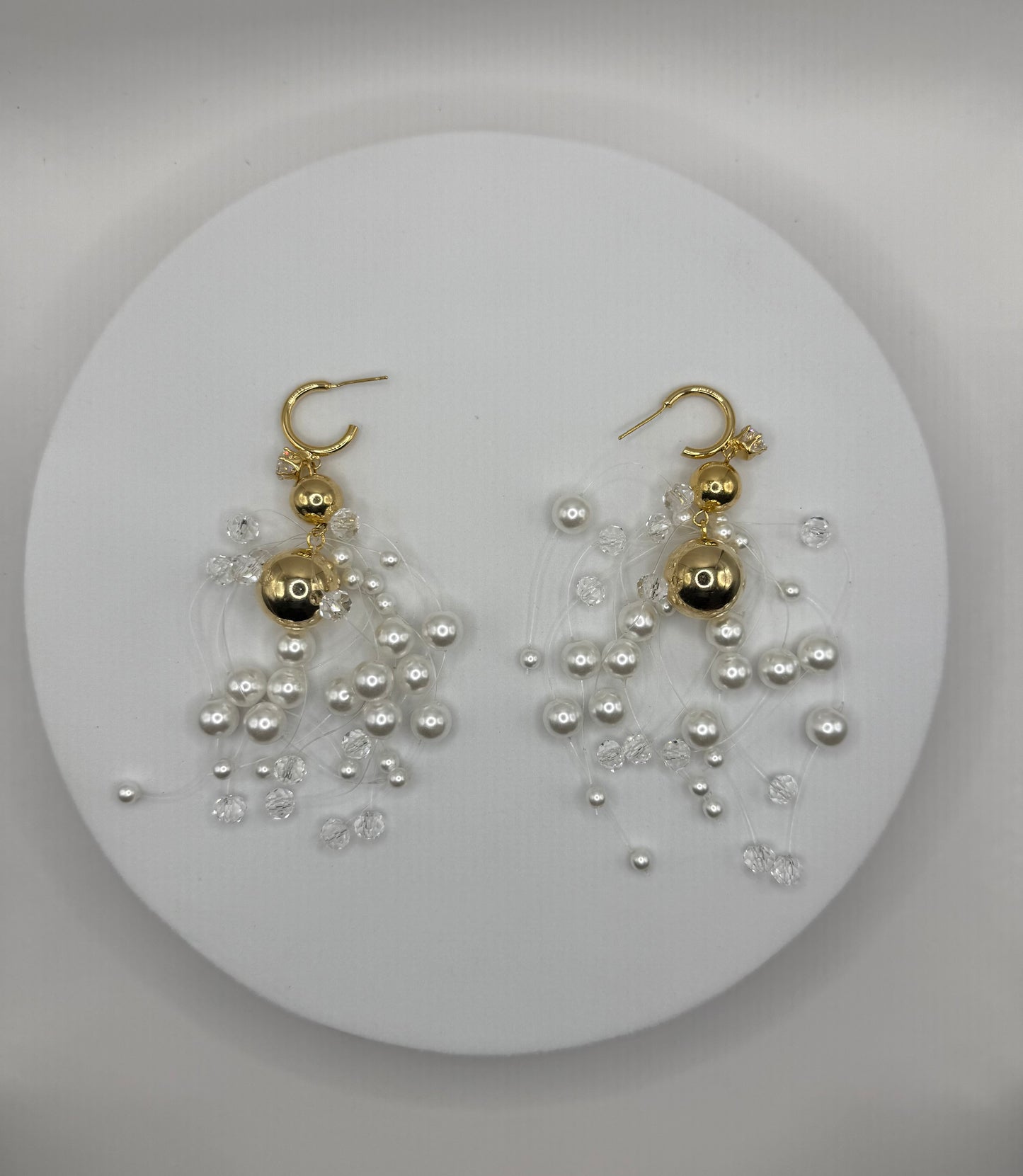 Pearl Cluster Long Earring