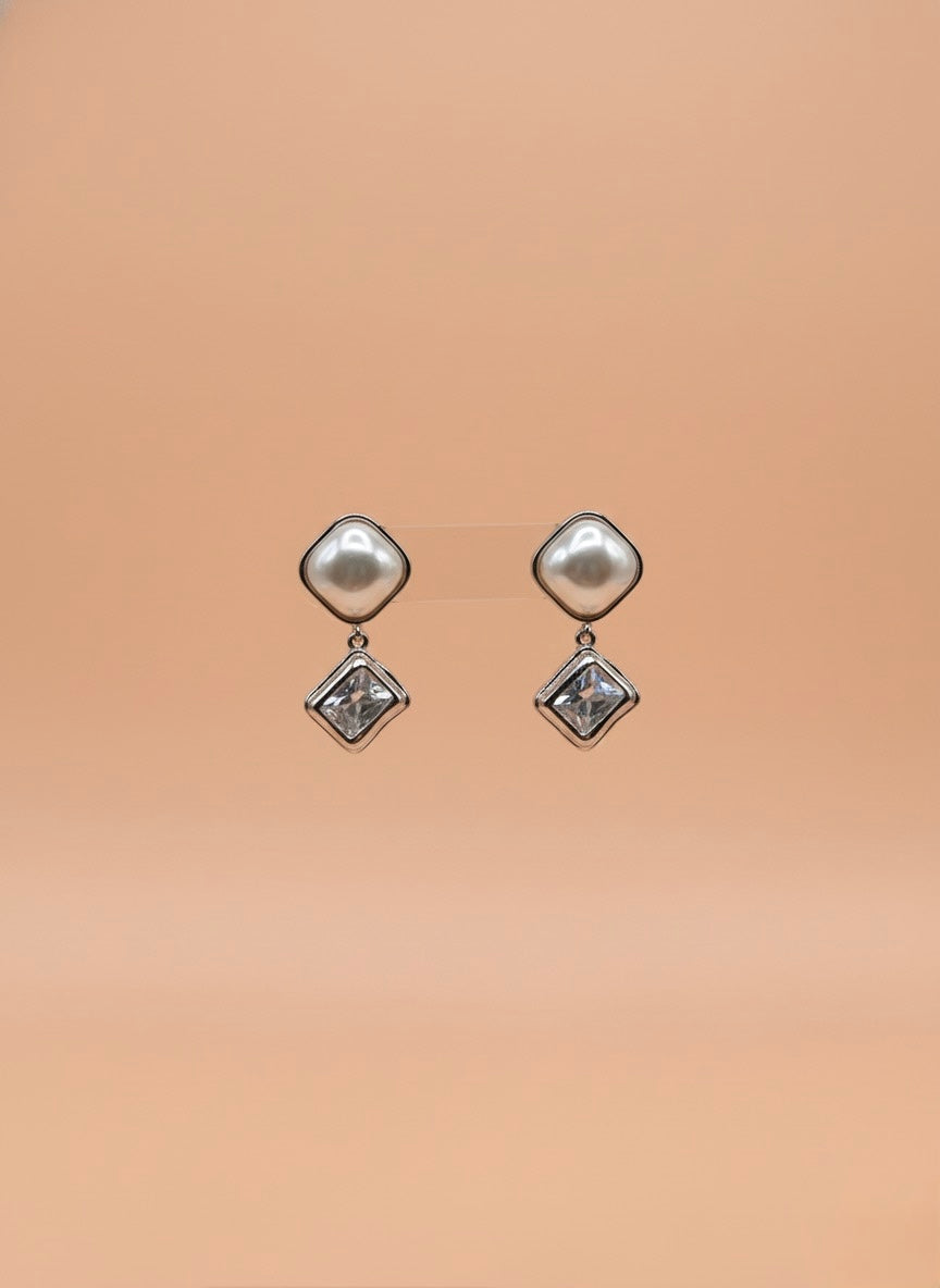 Pearl Solitaire Drops Earring