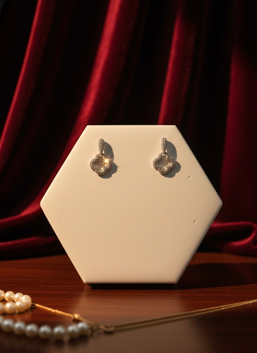 Sparkle Clover Earring