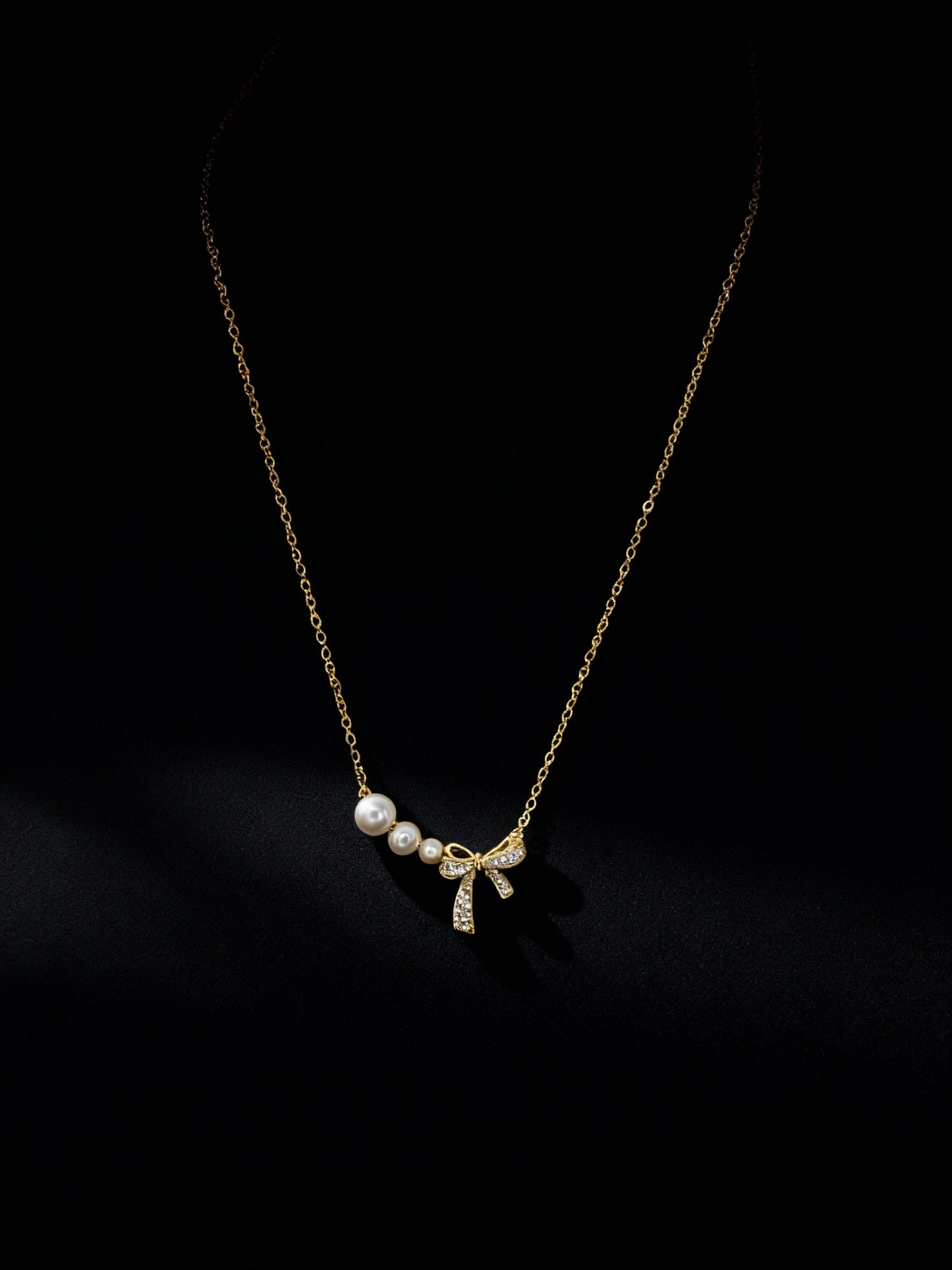 STONE Ribbon Pendant Necklace