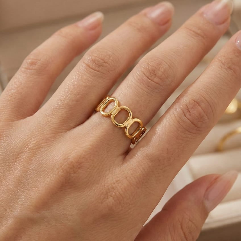 The Capsule Ring