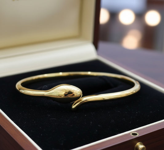 The Curva Cuff