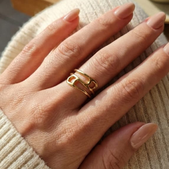 The Double Lop Ring