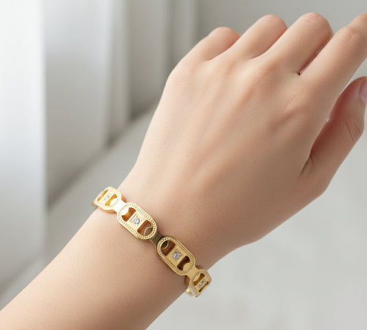 The Geometric Spark Bracelet