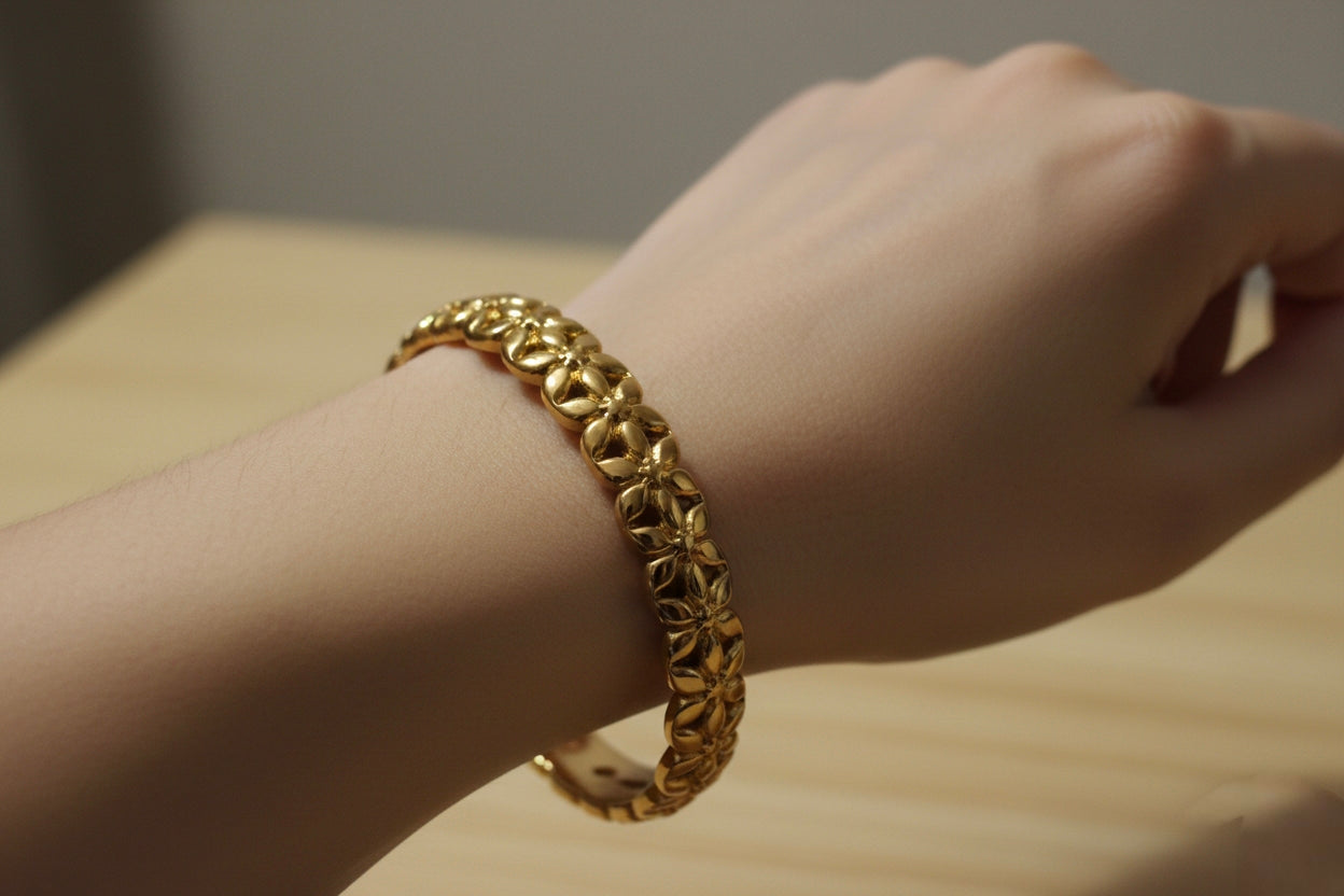 The Gold Motif Bracelet