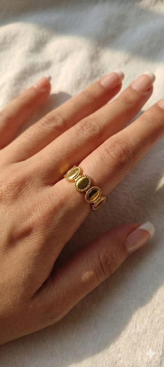 The Oracle Ring